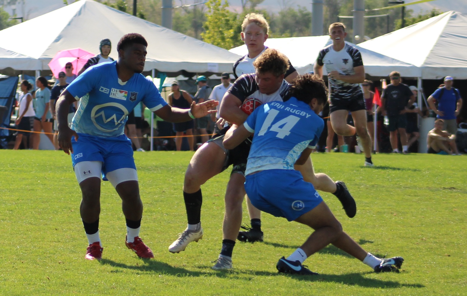 Rebel Rugby vs Kaji at the 2026 NAI 7s. Photo Alex Goff.