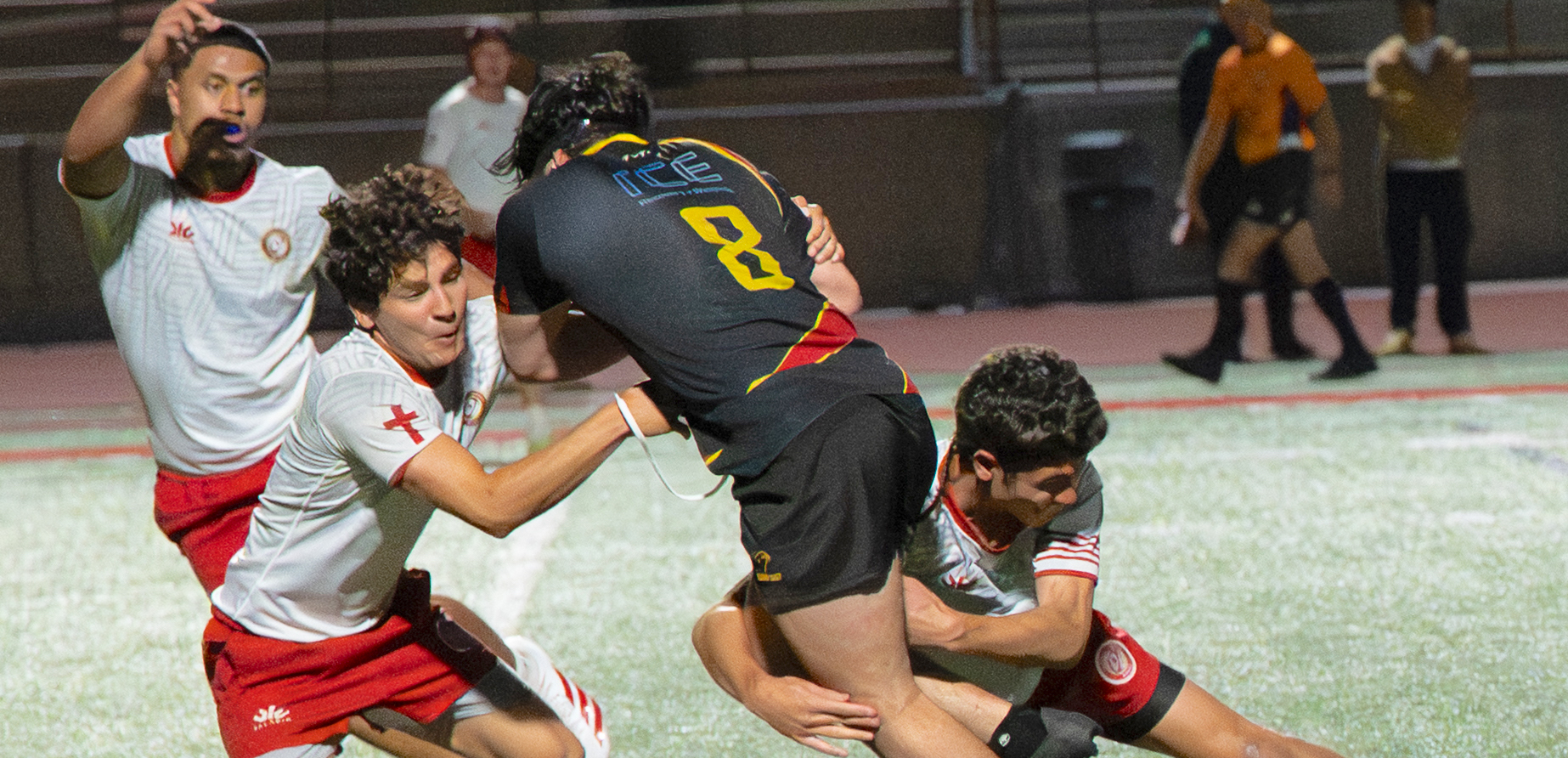 Torrey Pines vs Orange Lutheran. Photo Adam Taiche.