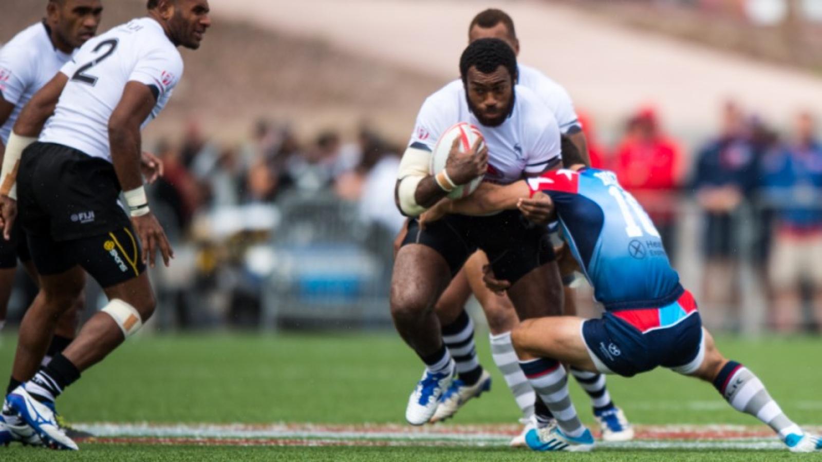 2017 usa 7s hughes tackle d3 224