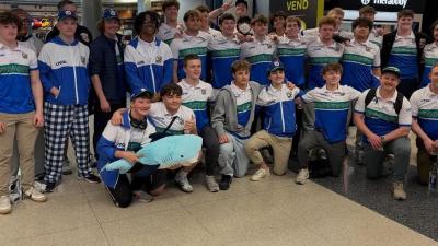 KC Jr. Blues team on their way to Ireland.