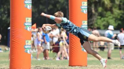 Tropical 7s in the sun.