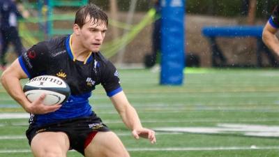 UCSB in the rain vs USD. Photo Molly Graw.