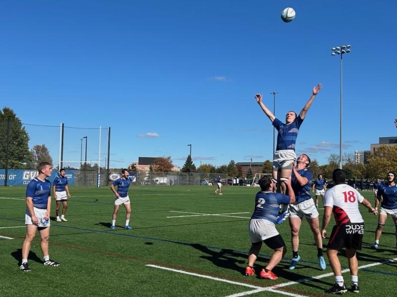 Lineout time for GVSU vs Miami.