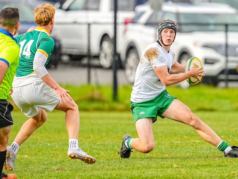 Dartmouth back Richard Wofford sells a dummy