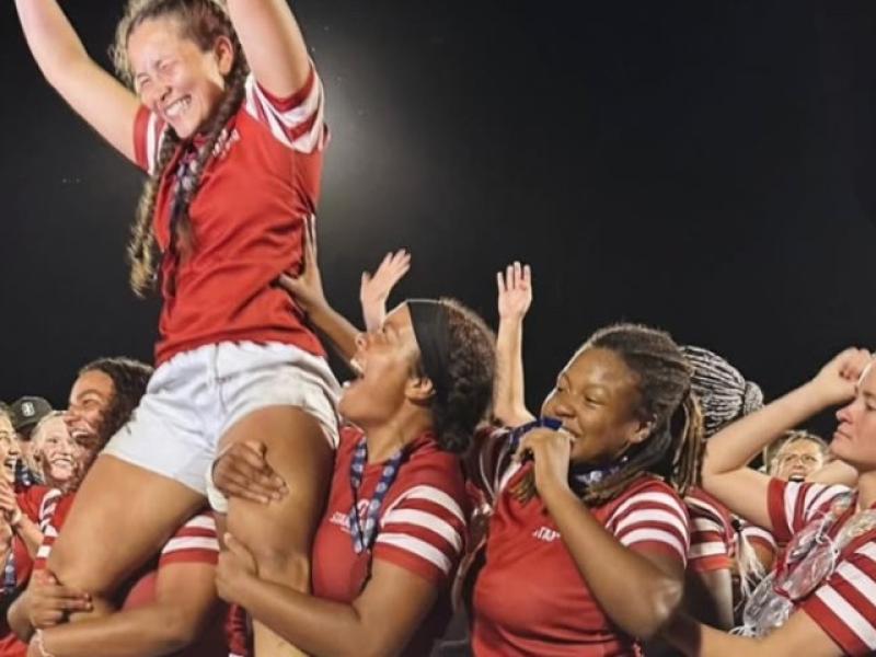 article_images/stanford_women_trophy.jpg