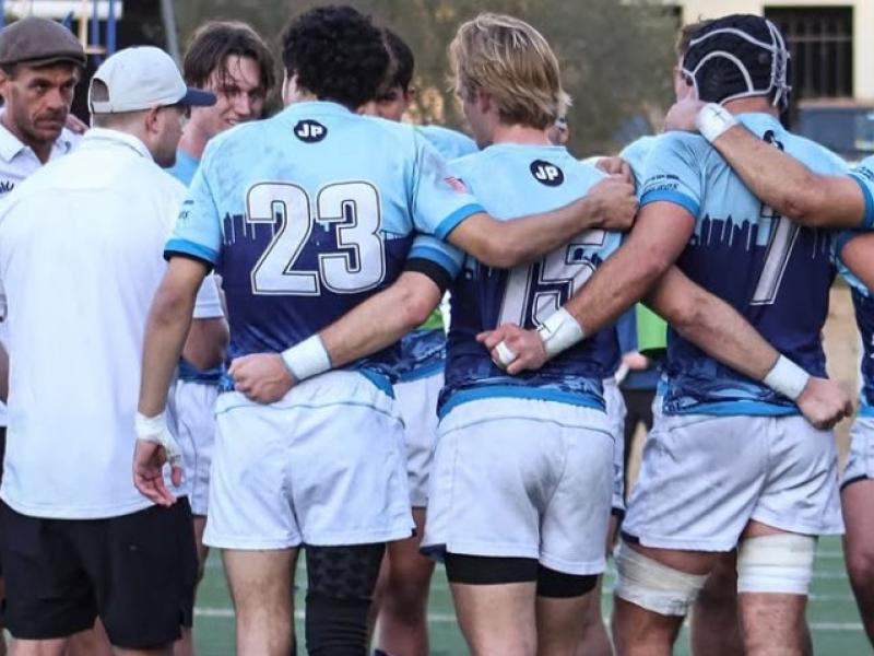usd huddle sam puentes photo