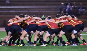 Fall 2017, Torrey Pines HS huddles up. Photo by Anna Scipione.