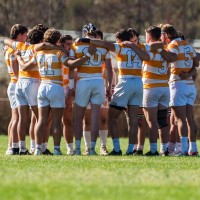 Tennessee huddles up.