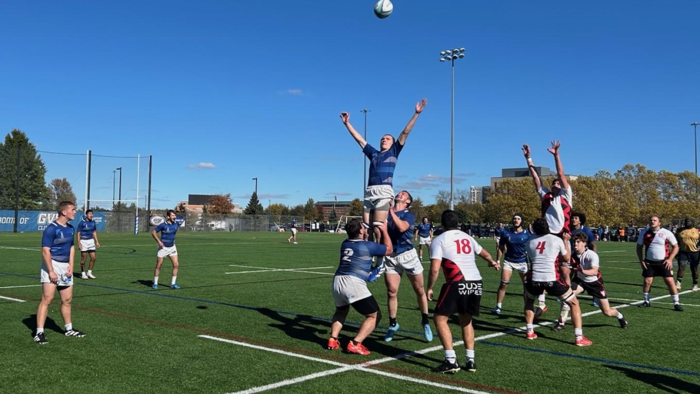Lineout time for GVSU vs Miami.