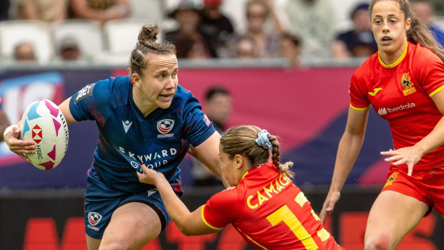 Kristi Kirshe fends off some Spanish attention at the 2026 Bordeaux 7s. Alex Ho photo.