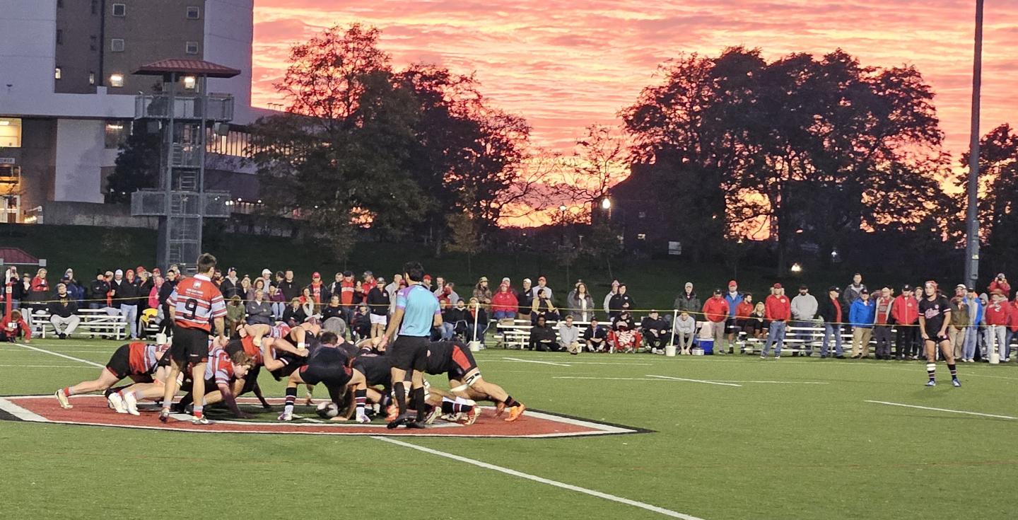 Indiana in black and Ohio State in red and a very rpetty sunset.