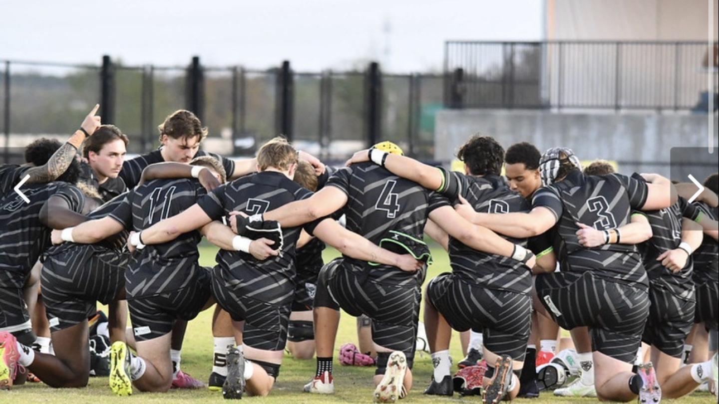 St. Bonaventure players huddle up.