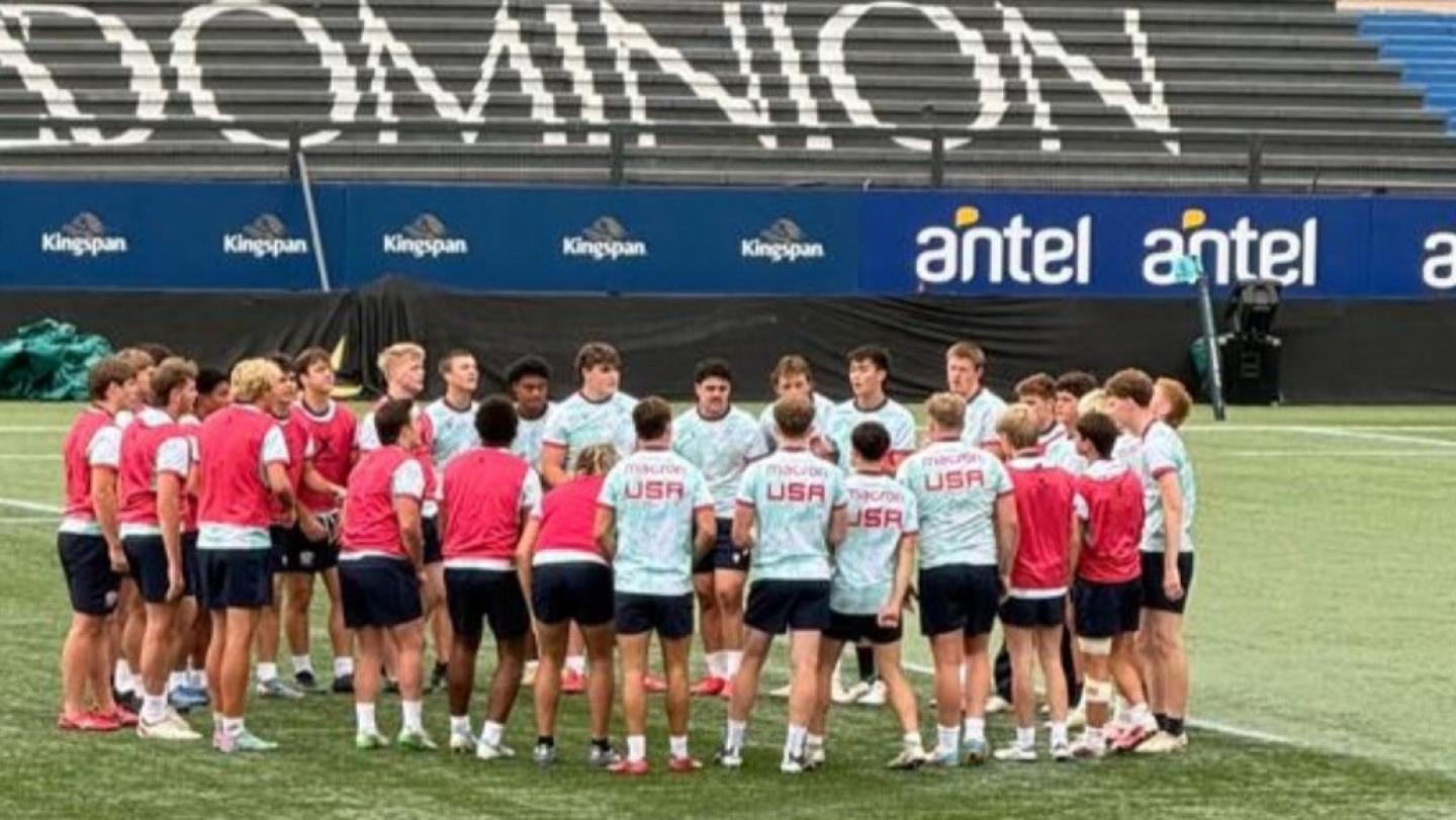USA U18s huddle up at their team run July 10.