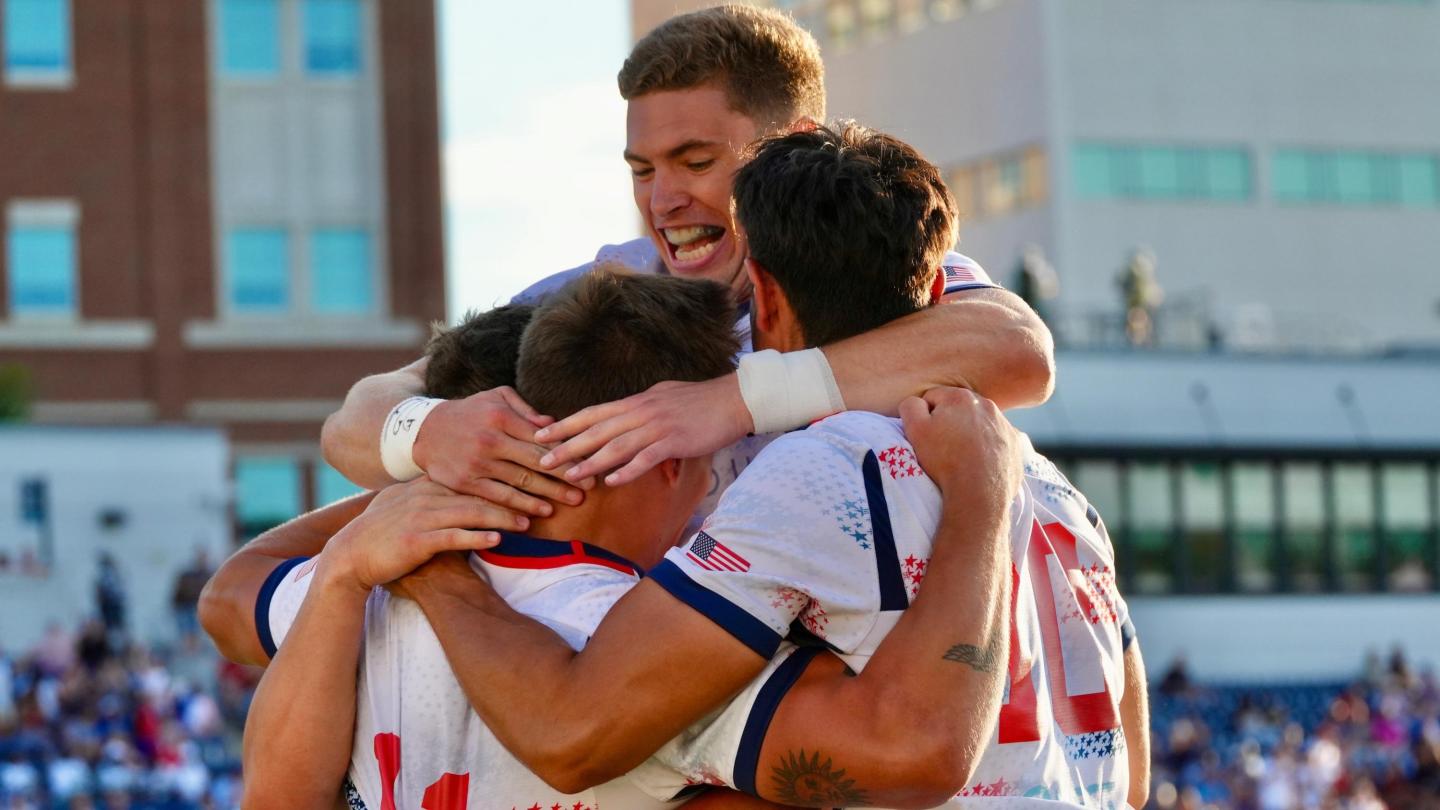 USA players celebrate a try against Zimbabwe. Photo Greg Sabin for USA Rugby.