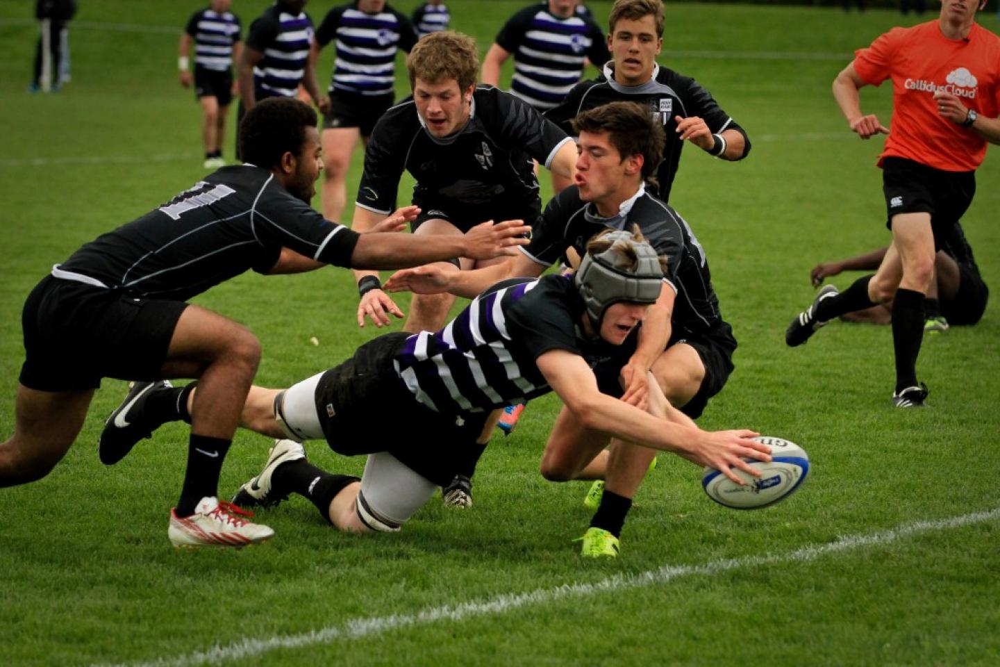 boysssNIT gonzagavJesuit newkphoto 3
