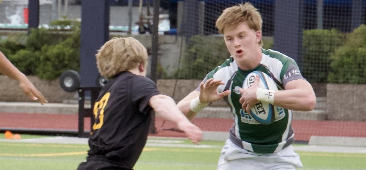 dls v shawnigan lake 14 lucas meranda fending off a defender