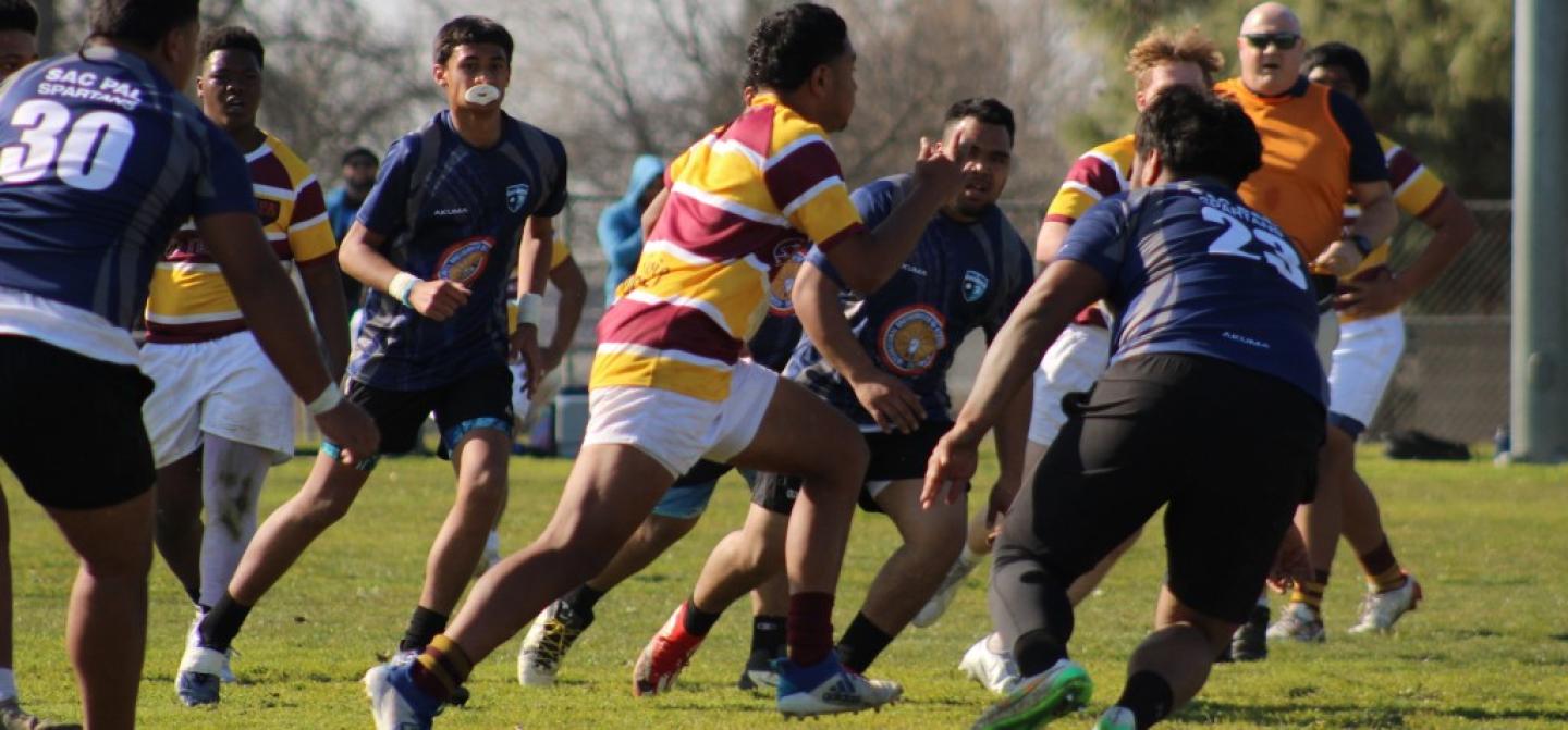 epa mateaki malaefoou running in traffic   tahitua family