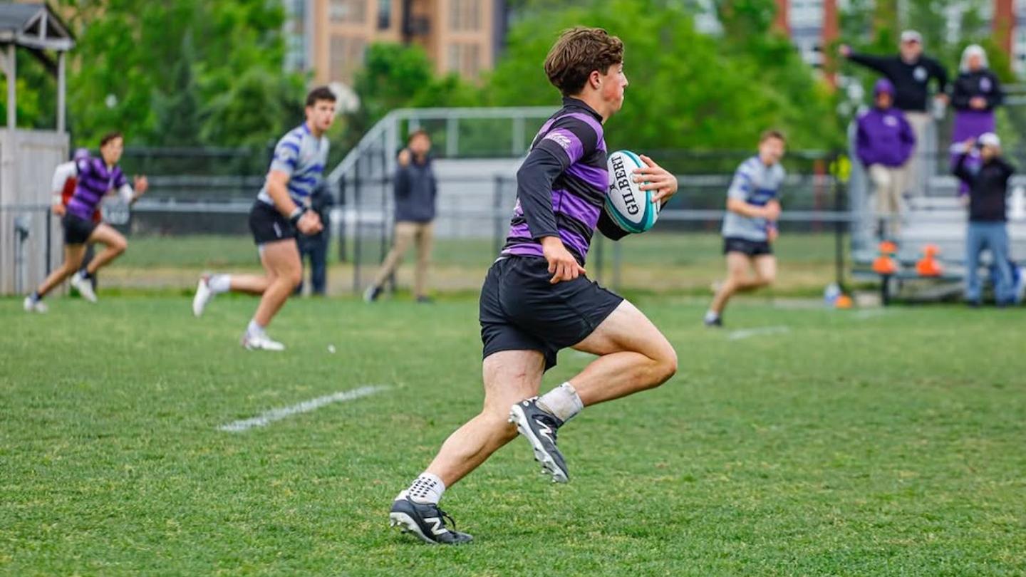 Gonzaga vs Fort Hunt in the Gonzaga Classic.