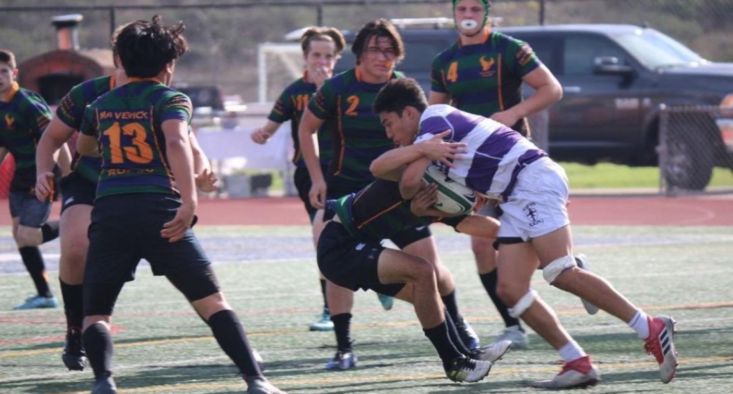st aug v lcc 2018 charlie rascon carries the ball into contact