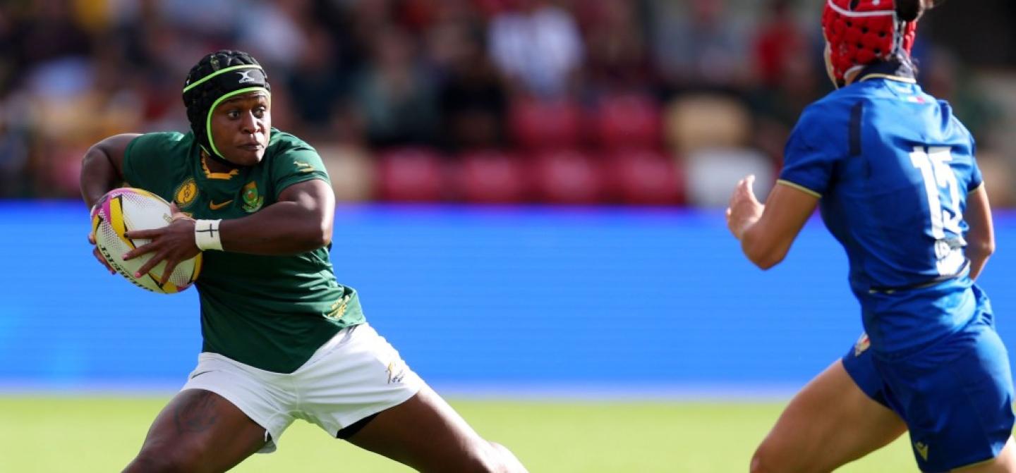 zintle mpupha of south africa v vittoria ostuni minuzzi.  molly darlington   world rugby via getty images